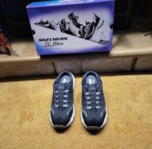 Skechers D'Lites women's Shoes - Navy